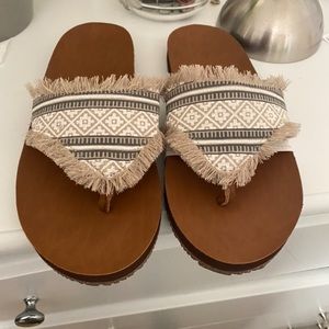 Vegan cabanas sandals